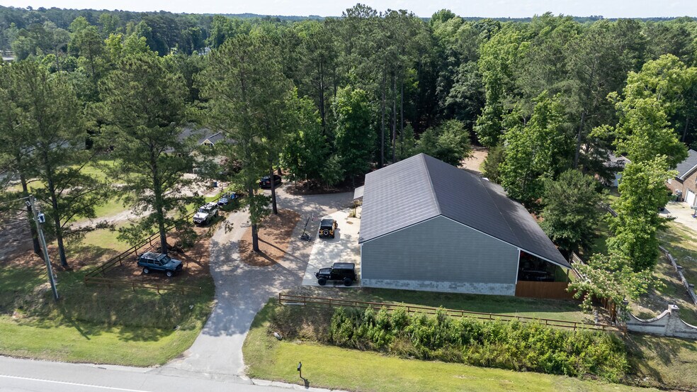 More Photos Of 5229 Augusta Hwy, Leesville Flex For Sale