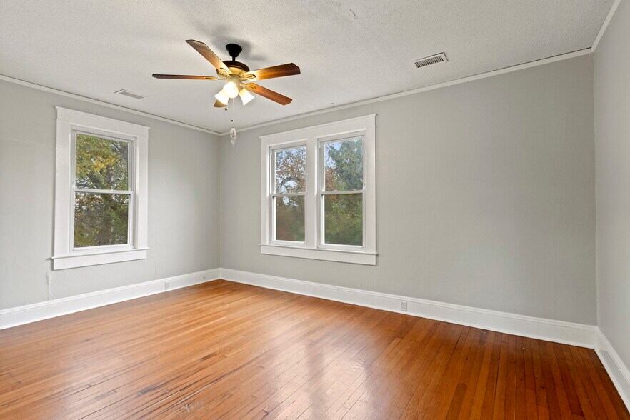 More Photos Of 181 N Fairview Ave, Spartanburg Apartments For Sale