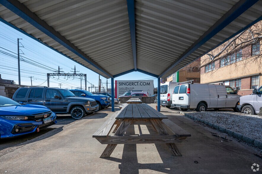 More Photos Of 480 Barnum Ave, Bridgeport Warehouse For Lease