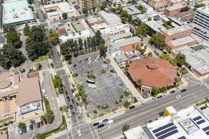 More Photos Of 333 E Colorado St, Glendale Unknown For Lease