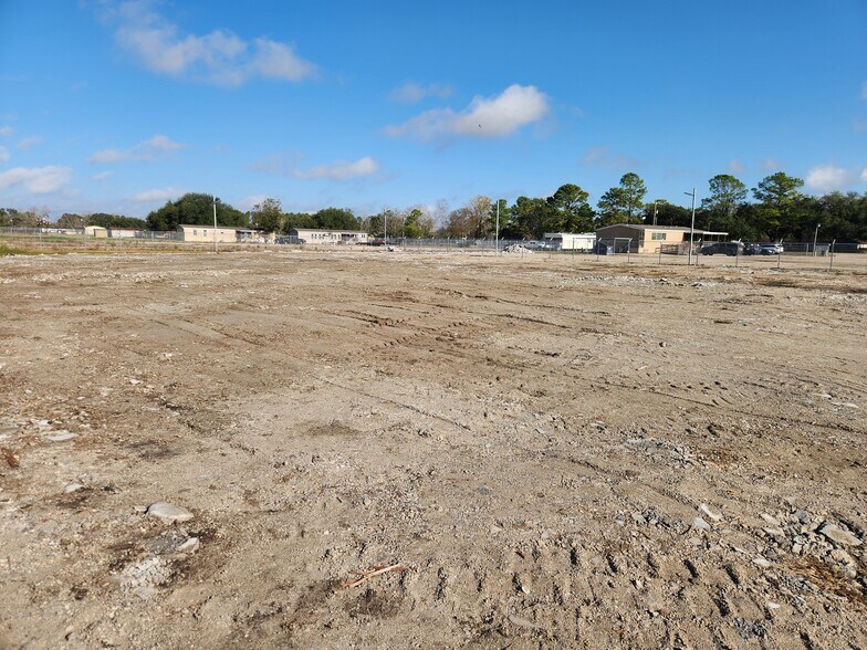 More Photos Of 10515 B Farm to Market 1462, Alvin Land For Lease