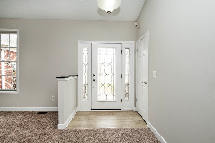 More Photos Of 65 Maplehurst Dr, Brownsburg Office For Sale