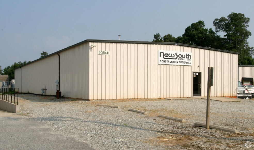 More Photos Of 9050 W Market St, Colfax Warehouse For Lease
