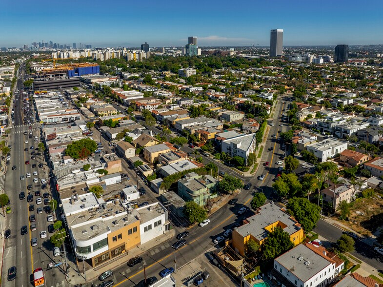 More Photos Of 310 S Crescent Heights Blvd, Los Angeles Apartments For Sale
