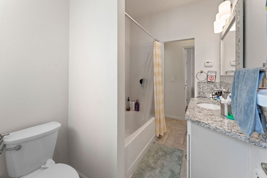 More Photos Of 74 Pearl St, Oakland Apartments For Sale