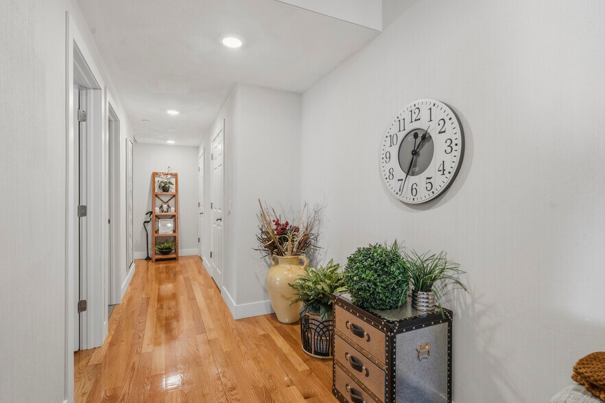 More Photos Of 812 Broad St, Milford Apartments For Sale