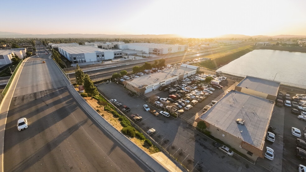 More Photos Of 10654-10662 Ramona Ave, Montclair Warehouse For Sale