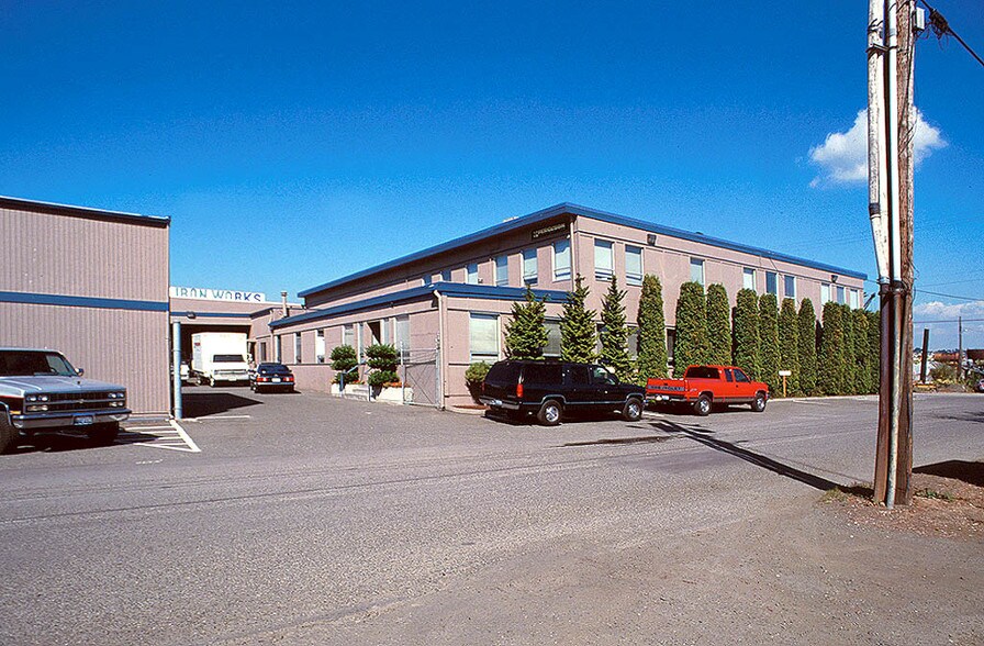 More Photos Of 7433 5th Ave S, Seattle Flex For Sale