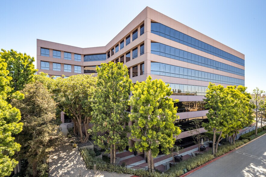 More Photos Of 135 S State College Blvd, Brea Unknown For Lease