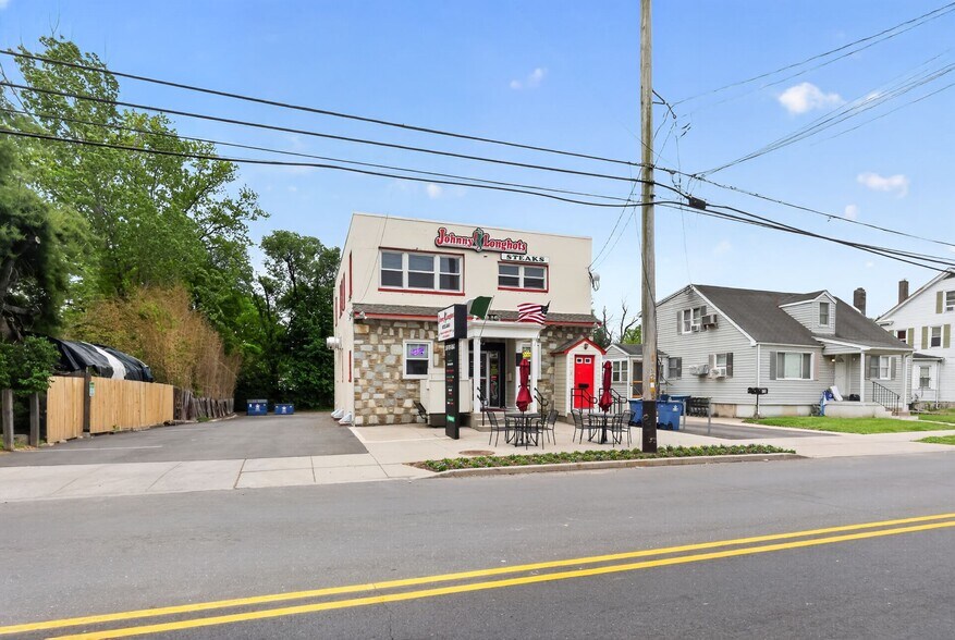 More Photos Of 411 W Bridge St, Morrisville Specialty For Sale