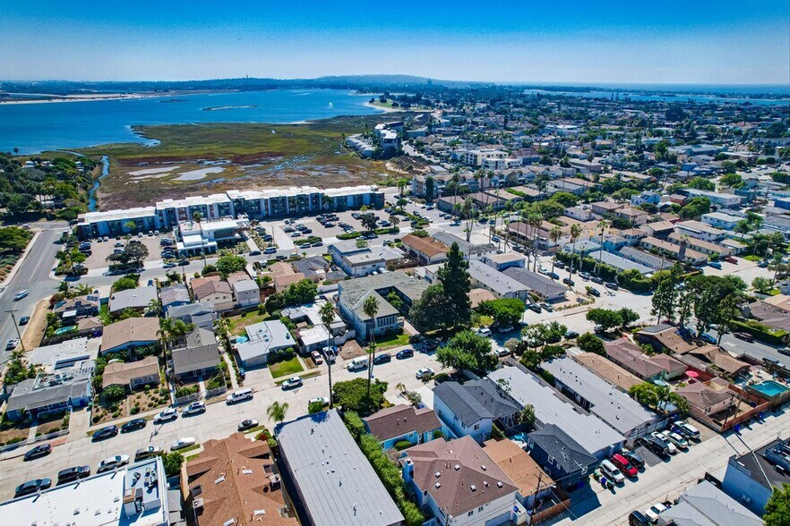 More Photos Of 2125 Reed Ave, San Diego Apartments For Sale