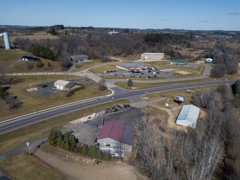 More Photos Of 1626 Academy St, Elroy Warehouse For Sale