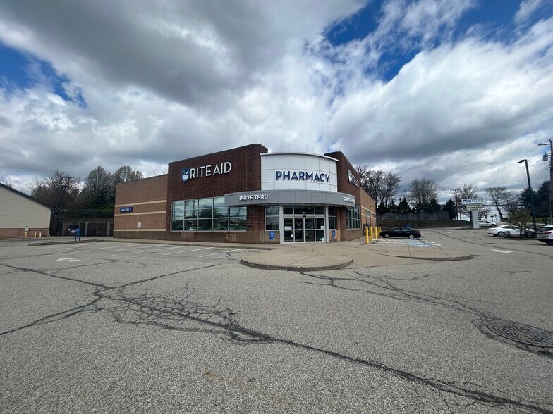 More Photos Of 7345 Saltsburg Rd, Penn Hills Drugstore For Sale
