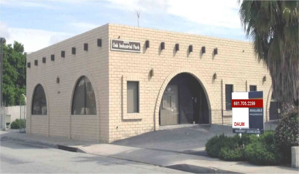 More Photos Of 26752 Oak Ave, Santa Clarita Warehouse For Lease