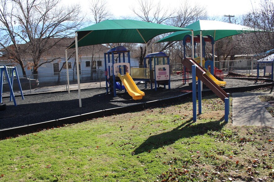 More Photos Of 1519 Circle Park Blvd, Fort Worth Religious Facility For Sale