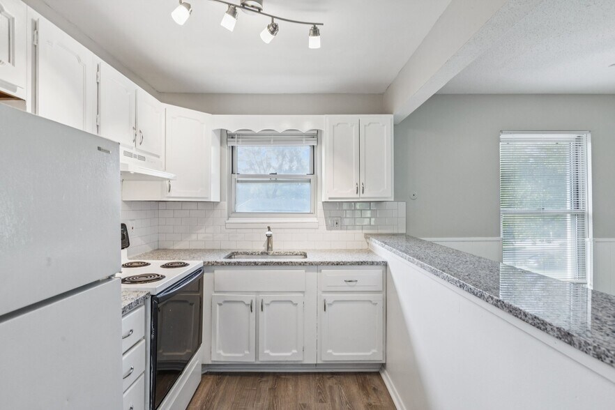 More Photos Of 8000-8034 E 88th Ter, Kansas City Apartments For Sale