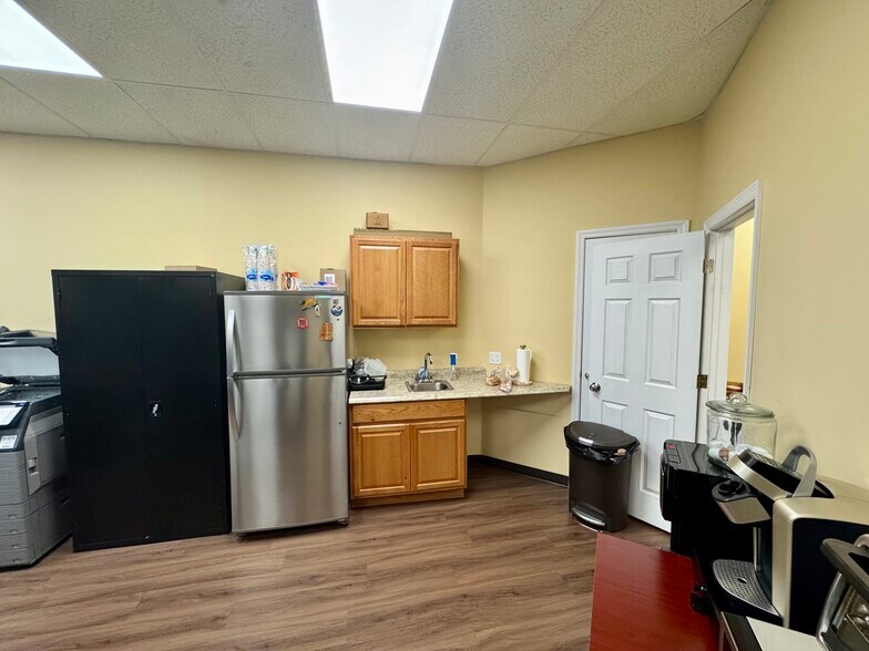 More Photos Of , Brooklyn Unknown For Sale