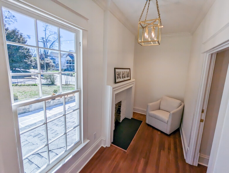 More Photos Of 107 E Park Ave, Greenville Loft Creative Space For Lease