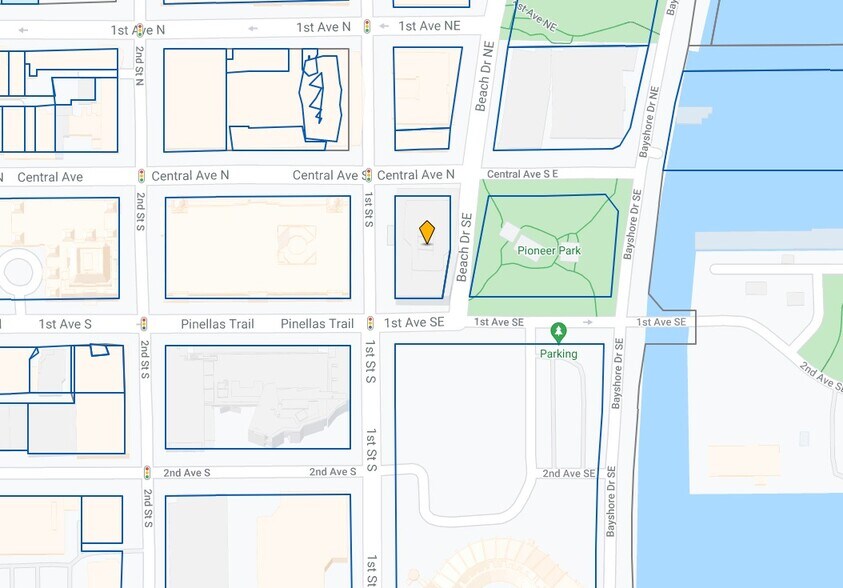 More Photos Of 1 SE Beach Dr, Saint Petersburg Office For Lease
