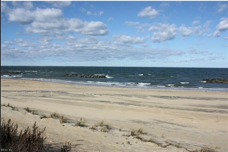 More Photos Of 9650 Shore Dr, Norfolk Veterinarian Kennel For Sale