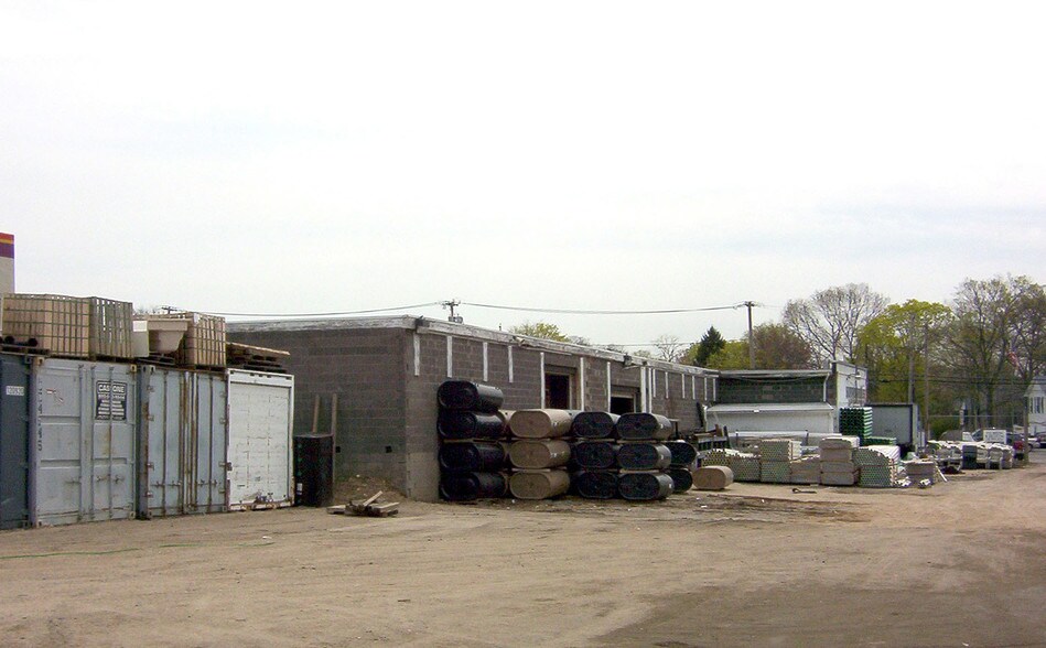 More Photos Of 359 Portion Rd, Lake Ronkonkoma Land For Lease