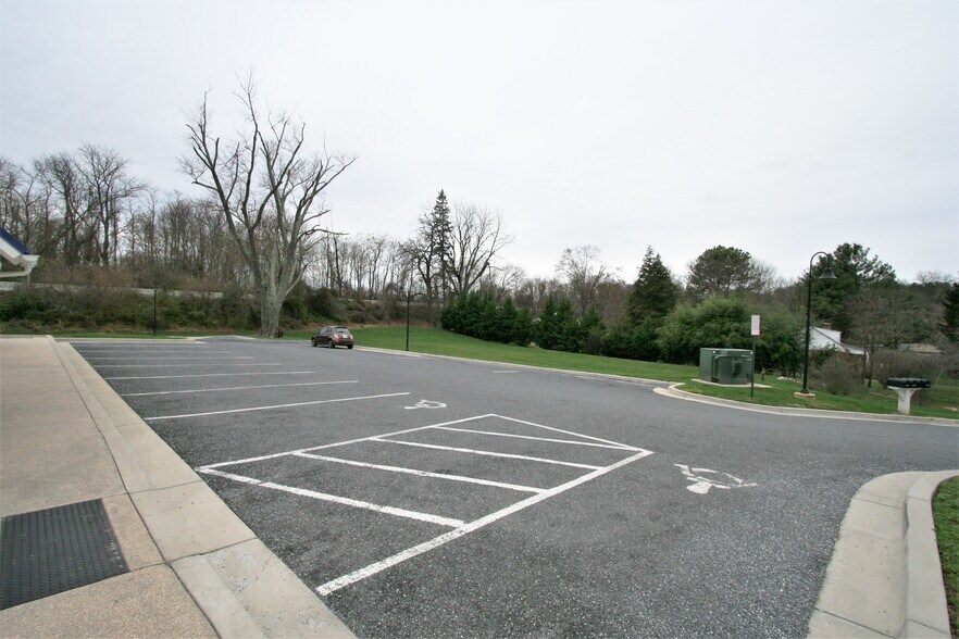 More Photos Of 15134 Barnesville Rd, Boyds Storefront Retail Office For Lease