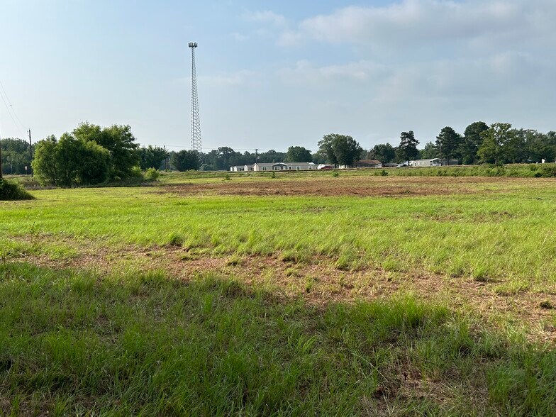More Photos Of South US Hwy 79/84, Palestine Land For Sale