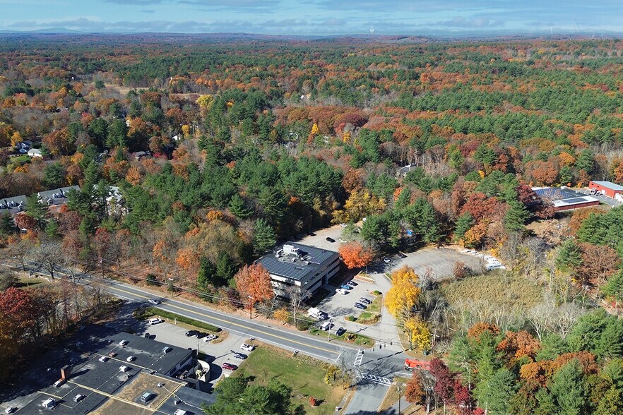 More Photos Of 526 Main St, Acton Office For Lease