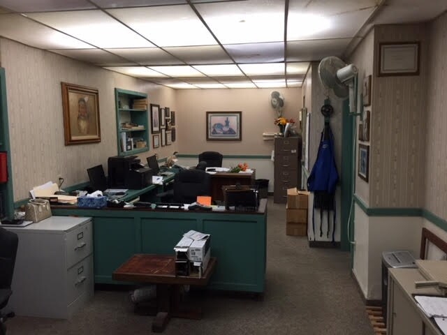 More Photos Of 690 Old Ca-58, Barstow Restaurant For Sale