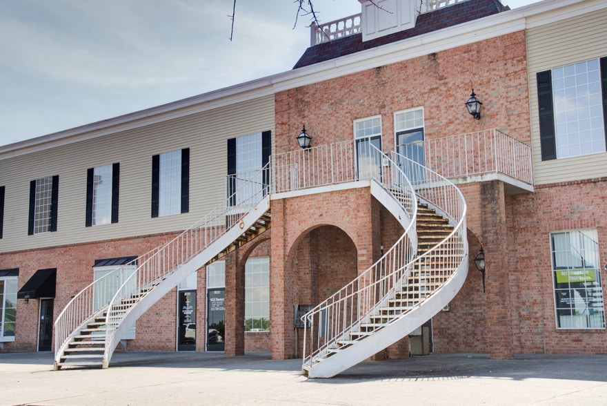 More Photos Of 1370 Hazelwood Dr, Smyrna Unknown For Lease