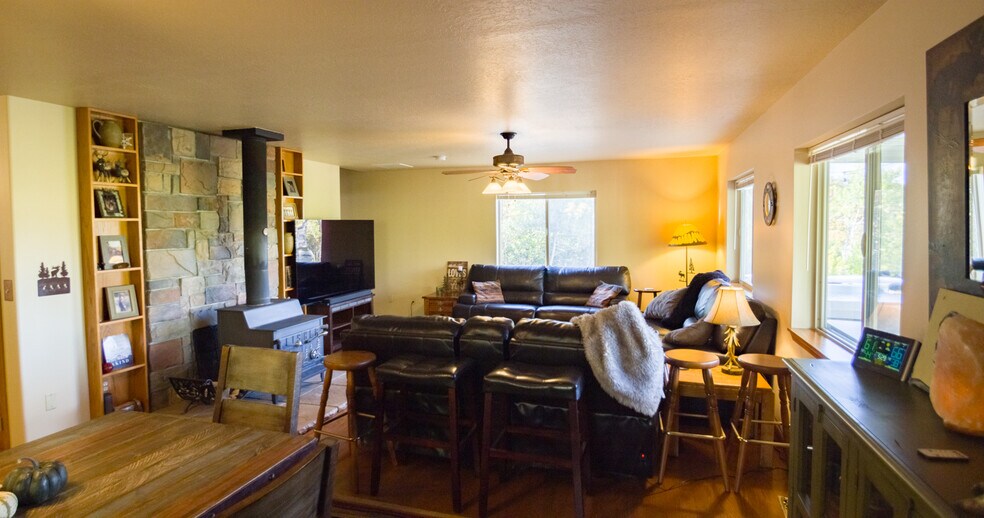 More Photos Of 14816 Austin Cir, Huntsville Specialty For Sale