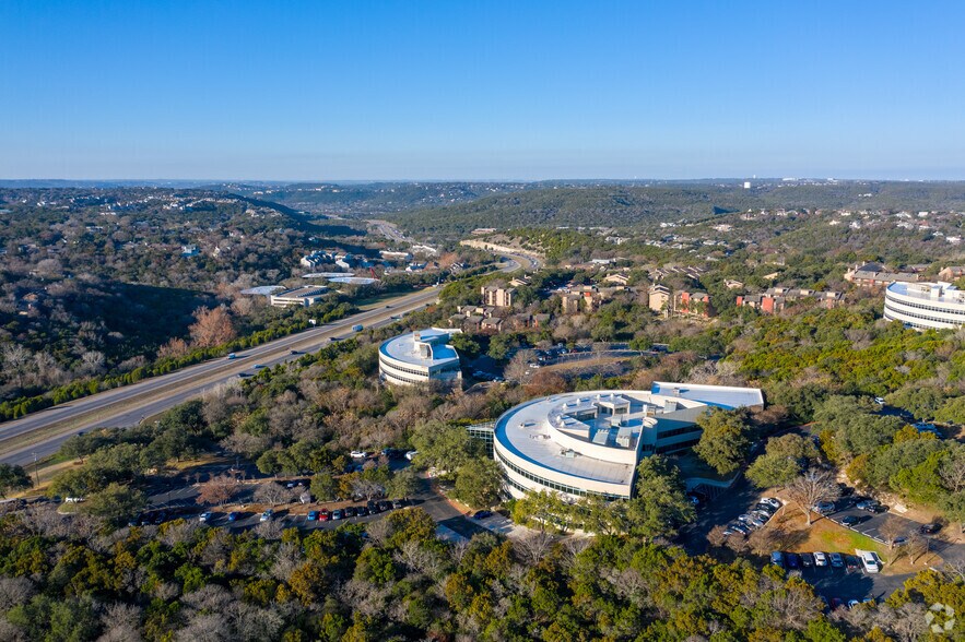 More Photos Of 9020 N Capital of Texas Hwy, Austin Unknown For Lease