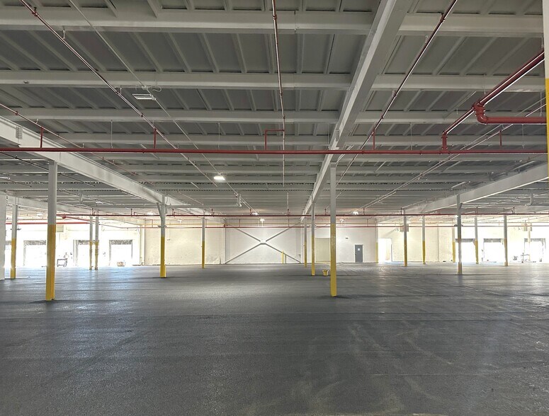 More Photos Of 364 Exide Dr, Bristol Manufacturing For Lease
