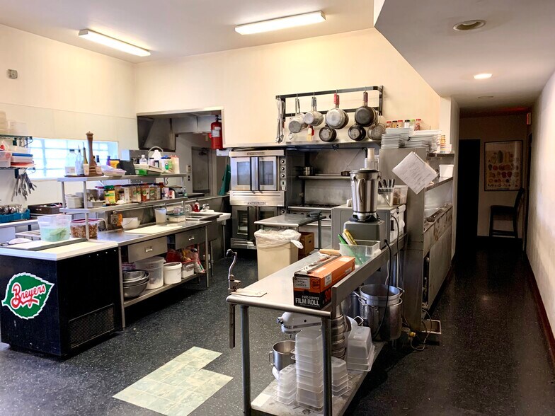 More Photos Of 41-45 N Potomac St, Hagerstown Restaurant For Sale