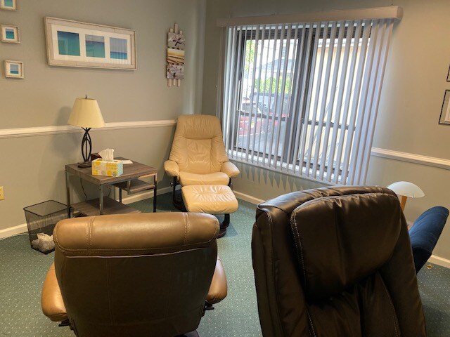 More Photos Of 188 E Bergen Pl, Red Bank Office For Sale