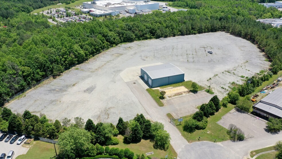 Primary Photo Of 1800 Ruffin Mill Cir, Colonial Heights Warehouse For Lease