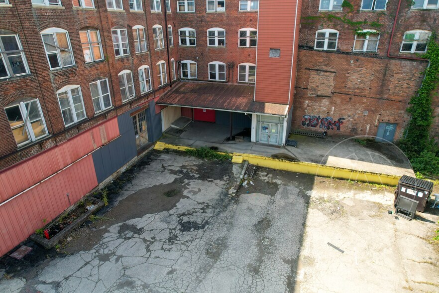 More Photos Of 1275 Budd St, Cincinnati Warehouse For Sale