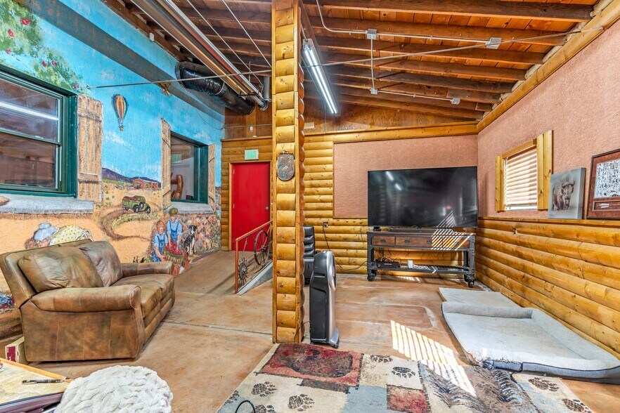 More Photos Of 708 Fremont St, Penrose Freestanding For Sale