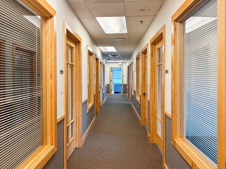 More Photos Of 7201 Wisconsin Ave, Bethesda Coworking Space