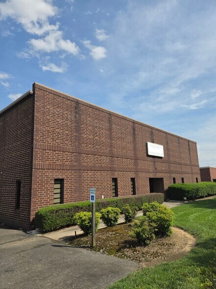 Primary Photo Of 3526 Centre Cir, Fort Mill Light Distribution For Sale