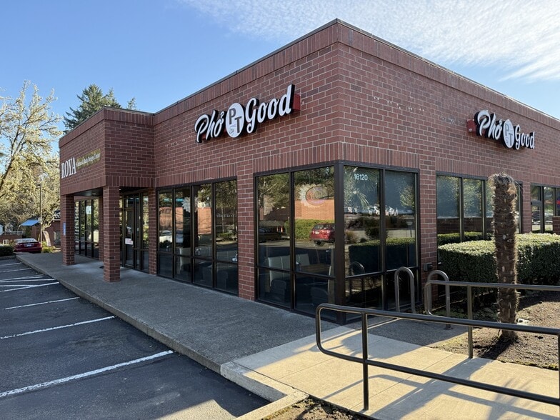 More Photos Of 16120 Boones Ferry Road, Lake Oswego Storefront For Sale