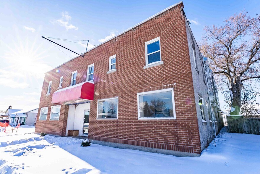 More Photos Of 449 Mead Blvd, Espanola Apartments For Sale