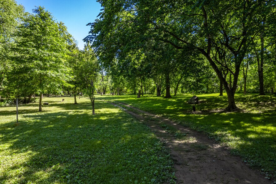 More Photos Of 122 Ouachita River Haven Rd, Pencil Bluff Hotel For Sale