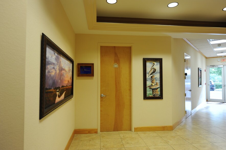 More Photos Of 3208 Chiquita Blvd S, Cape Coral Office For Lease