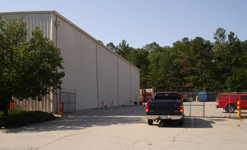 More Photos Of 233 Plumbers Rd, Columbia Warehouse For Sale