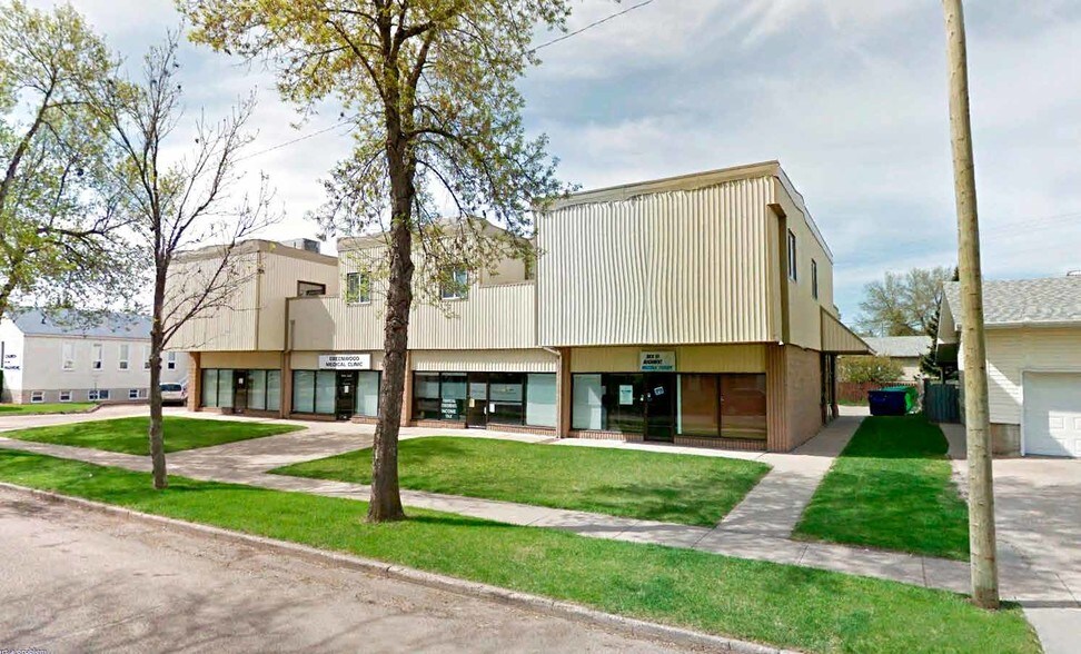 More Photos Of 9804 104th St, Fort Saskatchewan Office Residential For Sale