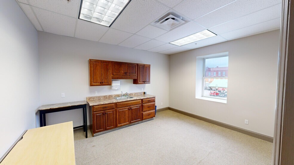 More Photos Of 11 South St, Glens Falls Office For Lease