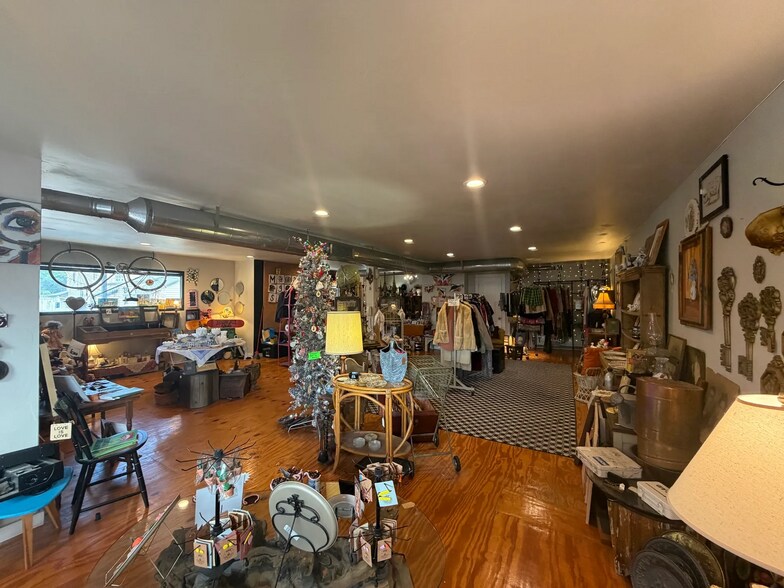More Photos Of 1634 N Blackwelder Ave, Oklahoma City Storefront Retail Office For Lease
