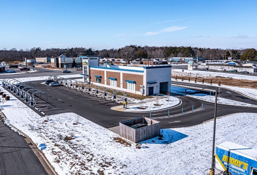 More Photos Of 612 N Main St, Kilmarnock Carwash For Sale