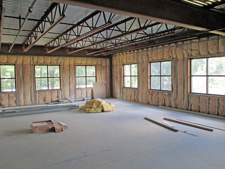 More Photos Of 51 Webb Pl, Dover Office For Sale